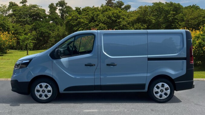 Renault Trafic Swb Diesel SL30 Blue dCi 130 Advance [Safety] Van - Image 4